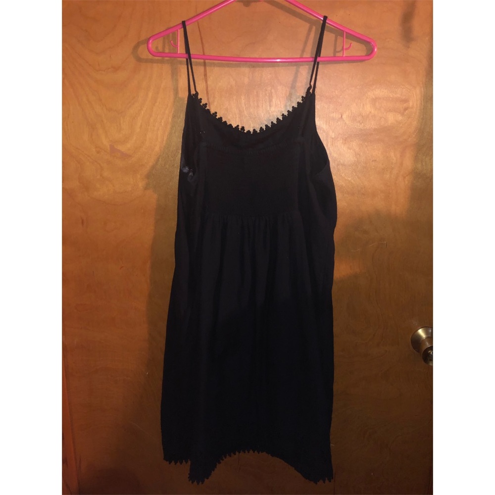 Black Dress - Picture 3 of 5
